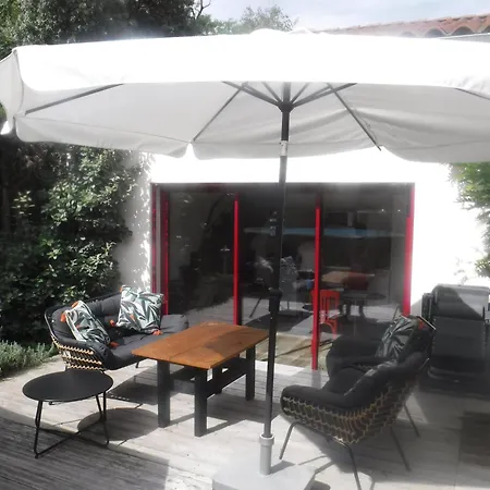 La Maisonnette De L'echappee Verte. Holiday home *