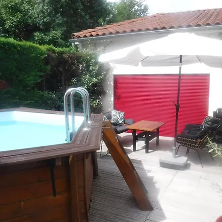 La Maisonnette De L'échappée Verte. *